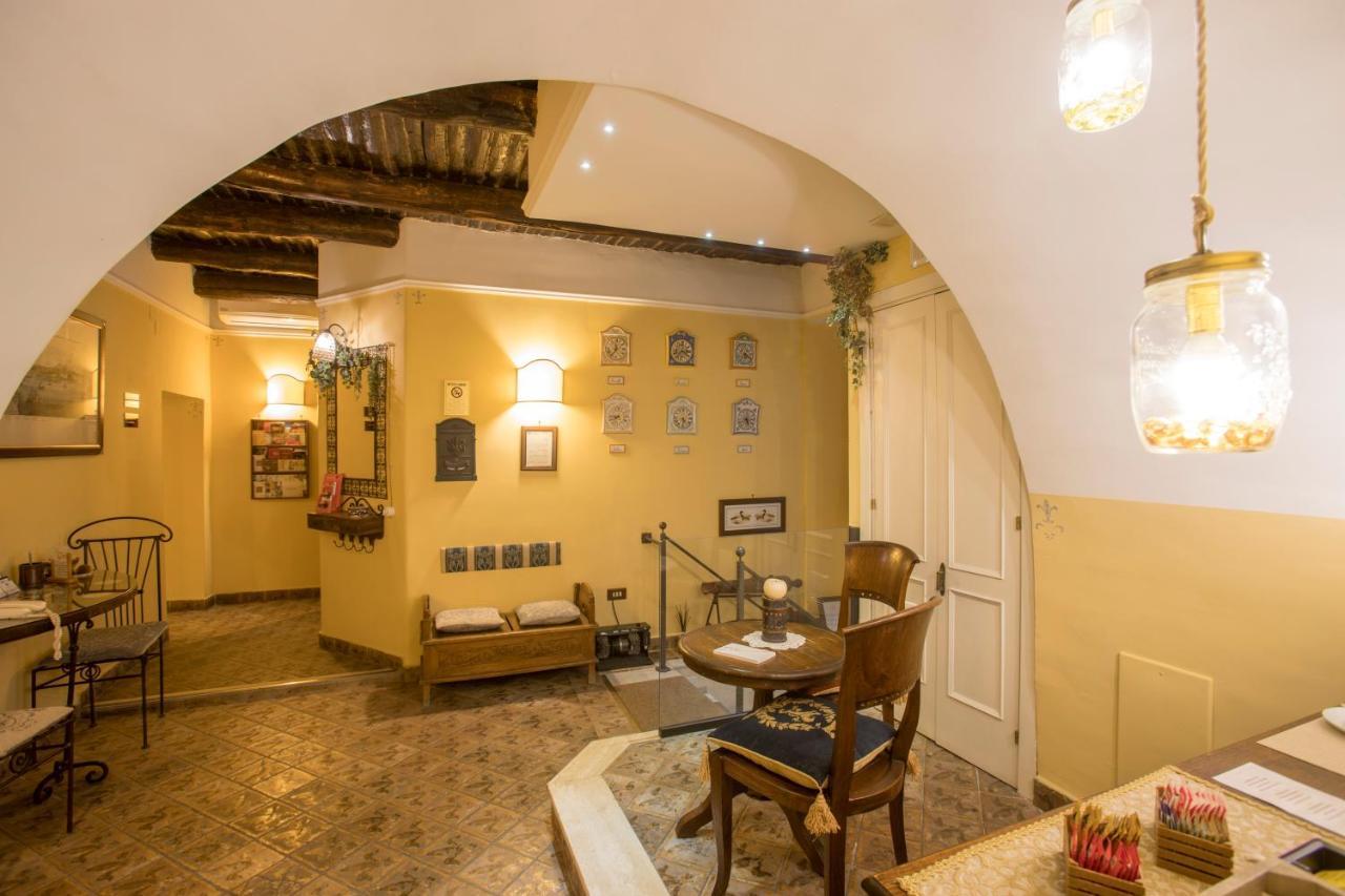 B&B L'Alloggio Dei Vassalli Napoli Dış mekan fotoğraf
