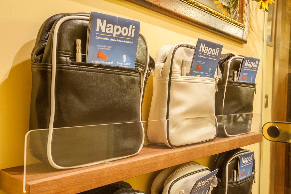 B&B L'Alloggio Dei Vassalli Napoli Dış mekan fotoğraf