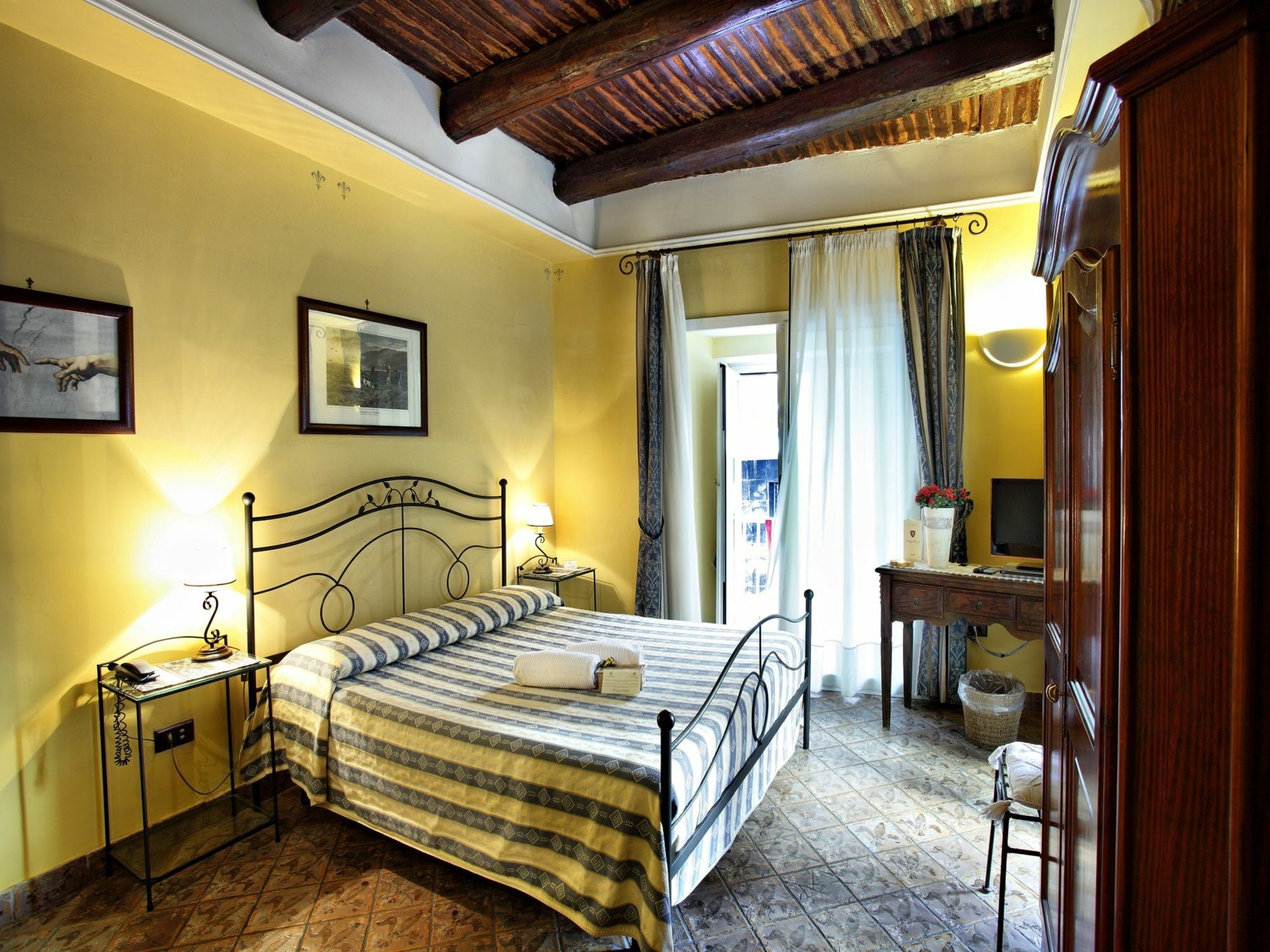 B&B L'Alloggio Dei Vassalli Napoli Dış mekan fotoğraf